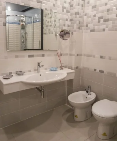 Arredo bagno — immagine 4